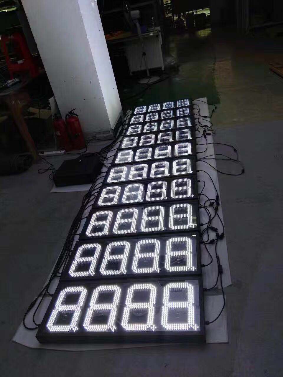 Programmable Scrolling LED Signs 