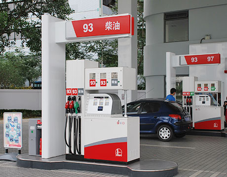 Portable gas station containers as mobile filling station